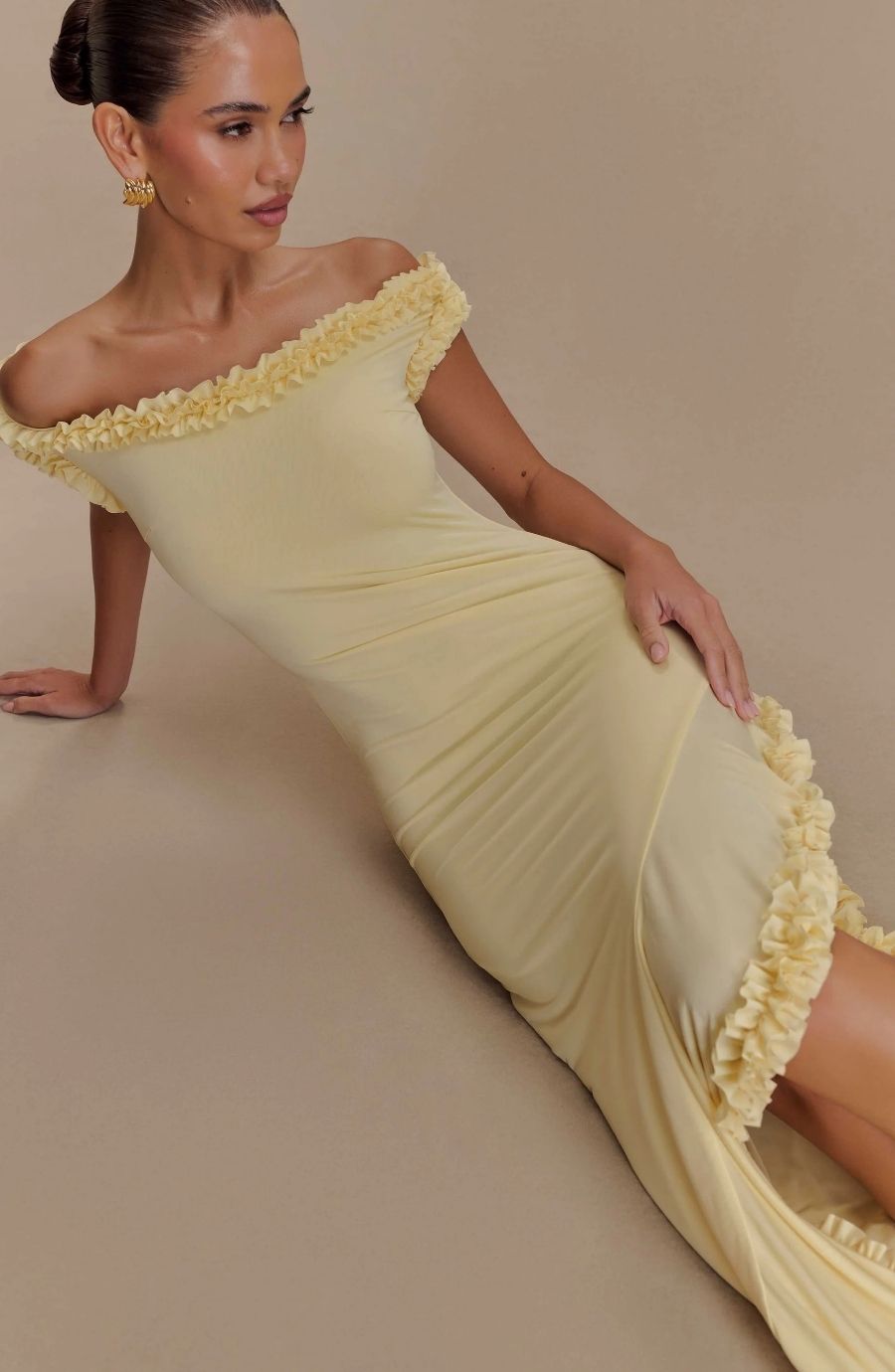 Arielle Off Shoulder Ruffle Midi Dress