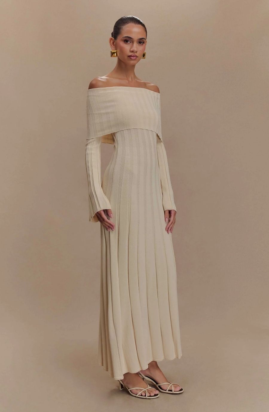 Alonza Long Sleeve Knit Midi Dress